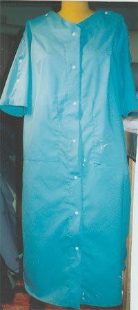 WeberWEAR Women's Oncology Gown Front